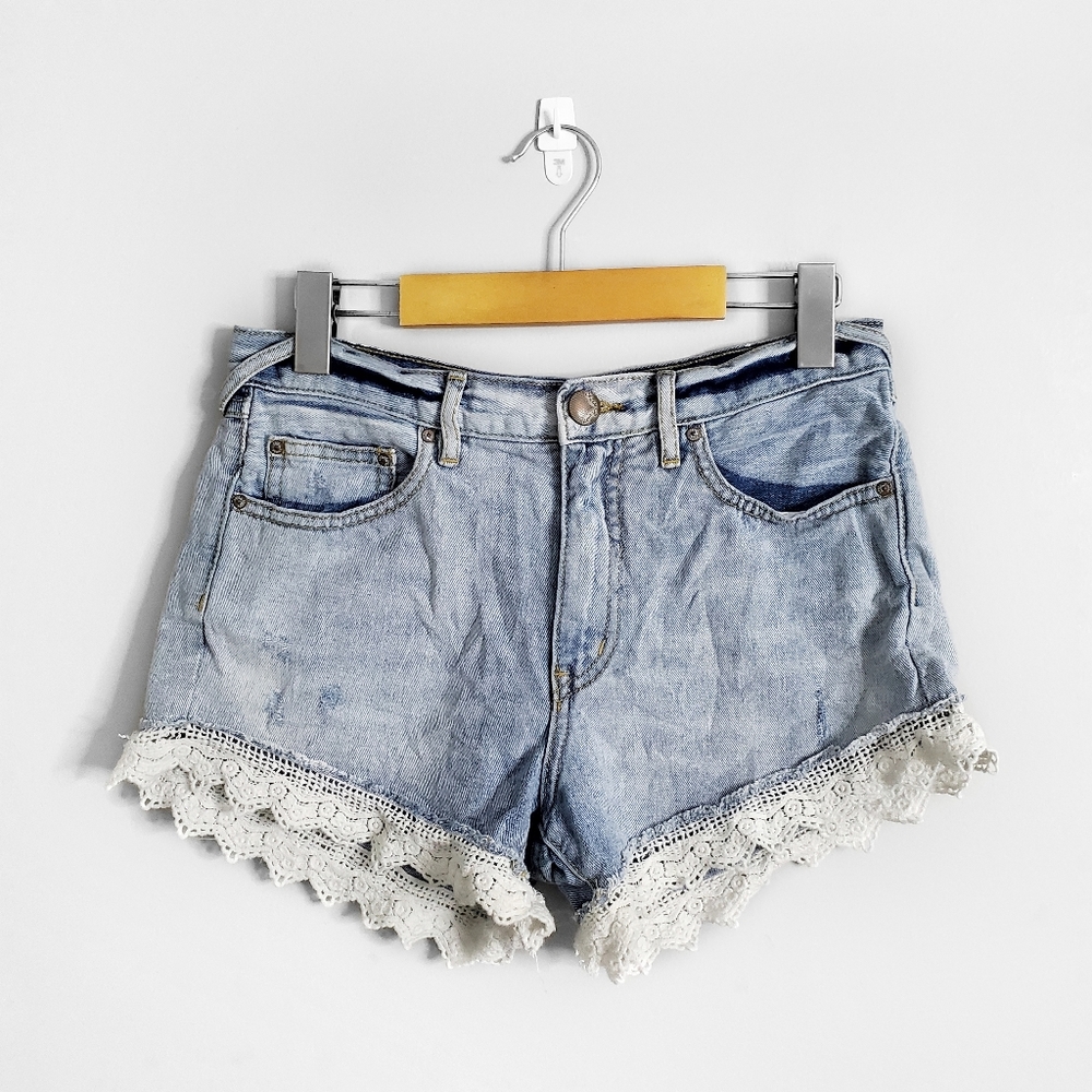 FREE PEOPLE Lace Crochet Trim Jean Denim Shorts